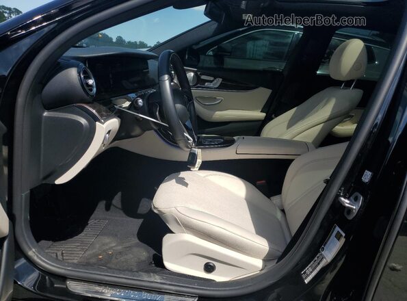 W1KZF8DB1MA925666 2021 MERCEDES-BENZ E Черный Вид салона спереди