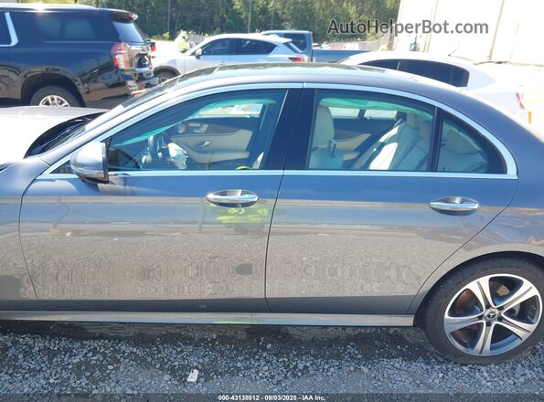 W1KZF8EB2LA832961 2020 MERCEDES-BENZ E-CLASS Серый Панорамный вид салона 360°