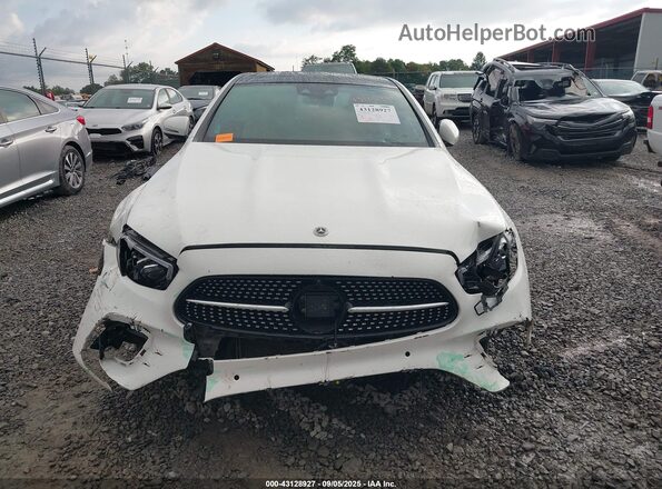 W1KZF8EB3NB021182 2022 MERCEDES-BENZ E Белый Вид щитка приборов