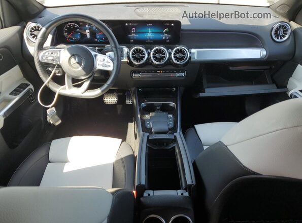 W1N4M4HB2PW277574 2023 MERCEDES-BENZ GLB-CLASS Black Widok deski rozdzielczej