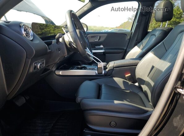 W1N4M4HB6NW256207 2022 MERCEDES-BENZ GLB-CLASS Черный Вид салона спереди