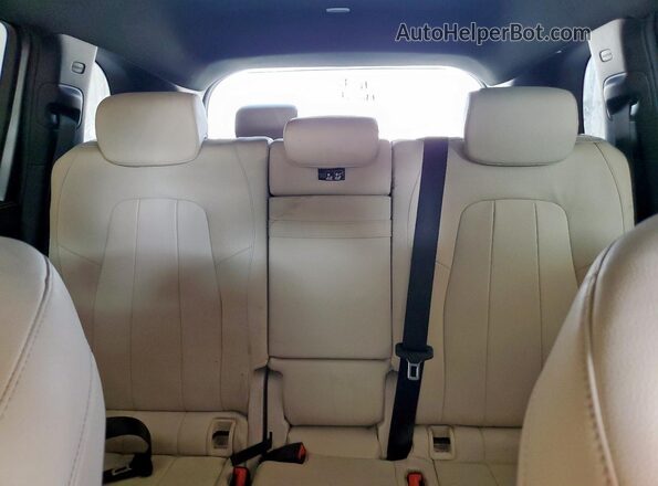W1N4M4HBXLW044827 2020 MERCEDES-BENZ GLB-CLASS Gray Vista de los asientos traseros