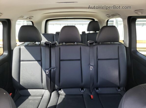 W1WV0FEY6P4365541 2023 MERCEDES-BENZ METRIS Black Rear seats view