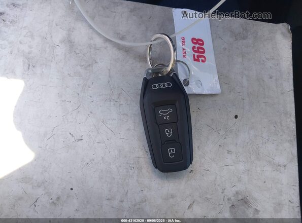WA112BGF6SA020071 2025 AUDI Q6 E-TRON Black Вид панелі приладів