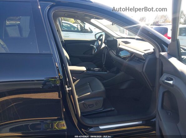 WA112BGF6SA020071 2025 AUDI Q6 E-TRON Black Вид салону спереду