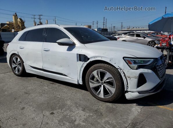 WA15AAGE3RB033709 2024 AUDI Q8 White წინა მარჯვენა