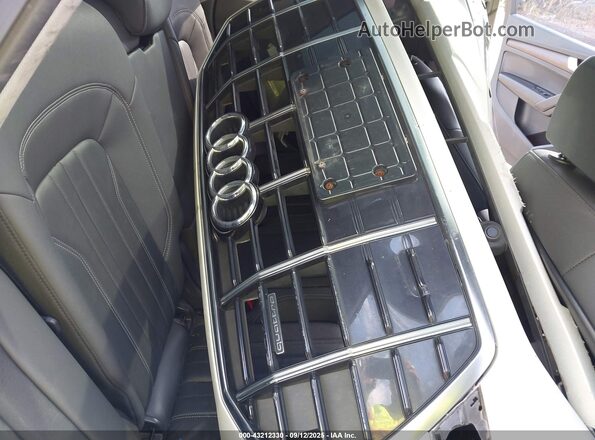 WA1AAAFY9M2033166 2021 AUDI Q5 White Instrument cluster view