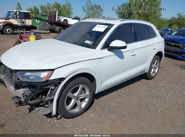 WA1AAAFY9M2033166 2021 AUDI Q5 White Front left