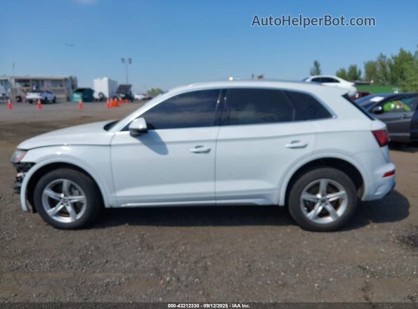 WA1AAAFY9M2033166 2021 AUDI Q5 White 