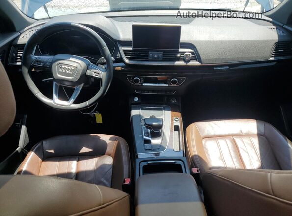 WA1ANAFY9J2200528 2018 AUDI Q5 Blue Вид панелі приладів