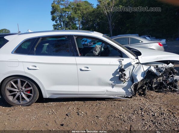 WA1B4AFY0M2007809 2021 AUDI SQ5 Белый Вид задней части салона