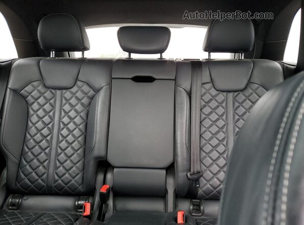 WA1B4AFY2K2045961 2019 AUDI SQ5 Black Widok tylnych siedzeń