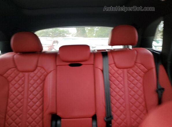 WA1B4AFY2R2135377 2024 AUDI SQ5 White Вид задніх сидінь