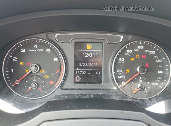 WA1BCCFS2JR011244 2018 AUDI Q3 White Вид щитка приладів