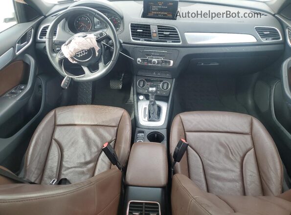 WA1BCCFS2JR011244 2018 AUDI Q3 White Вид панелі приладів