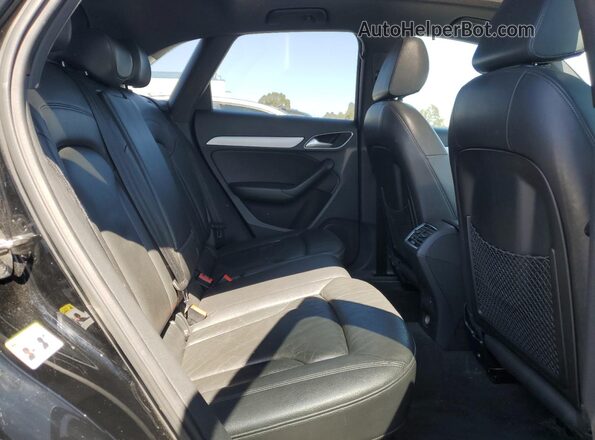WA1BCCFS2JR028836 2018 AUDI Q3 Черный Вид задней части салона