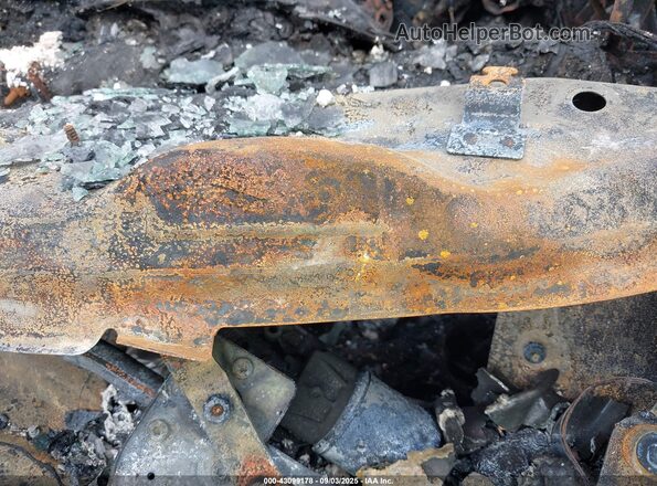 WA1BCCFS3JR032877 2018 AUDI Q3 Черный Вид подкапотного пространства