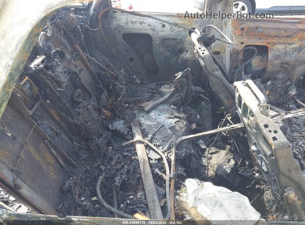 WA1BCCFS3JR032877 2018 AUDI Q3 Черный Вид наклейки с VIN-кодом