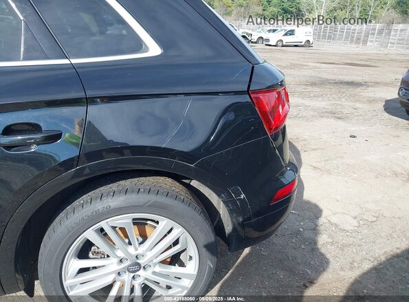 WA1BNAFY1J2000604 2018 AUDI Q5 Black 