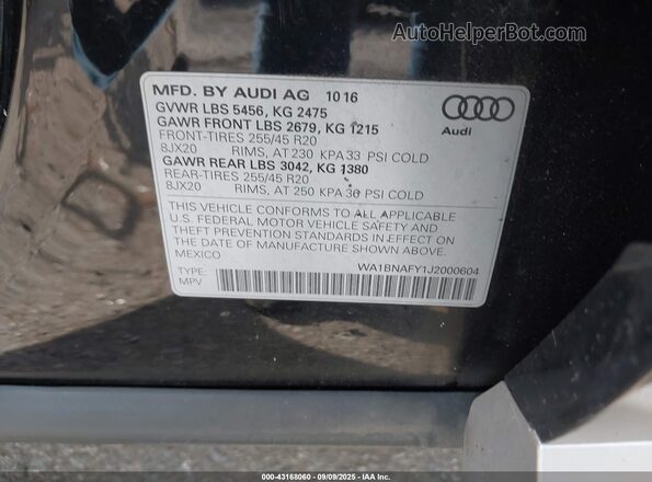 WA1BNAFY1J2000604 2018 AUDI Q5 Black Vista del compartimento del motor
