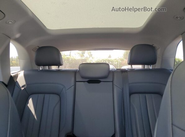 WA1BNAFY7J2106233 2018 AUDI Q5 Белый Вид задних сидений