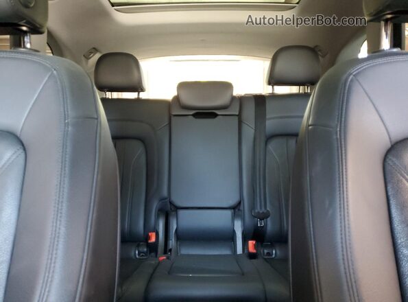 WA1BNAFY9J2008952 2018 AUDI Q5 White Вид задніх сидінь