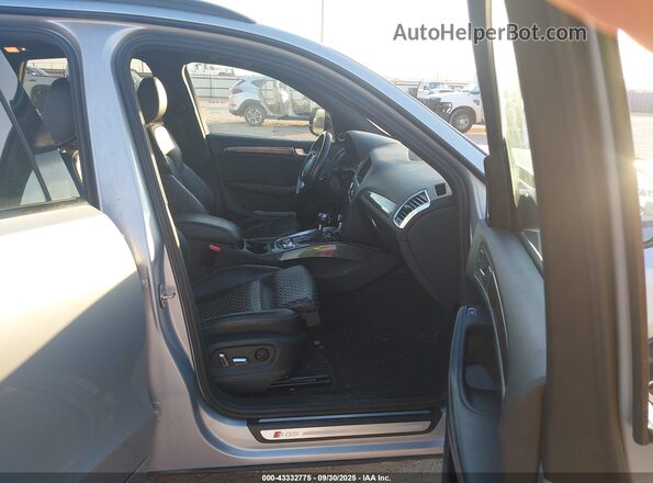 WA1CCAFP2HA075782 2017 AUDI SQ5 Silver Widok wnętrza z przodu