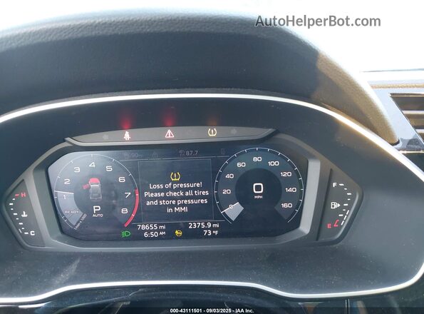 WA1DECF30M1064006 2021 AUDI Q3 Черный Вид задних сидений