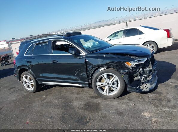 WA1DECF31R1125385 2024 AUDI Q3 Черный Вид задней части салона