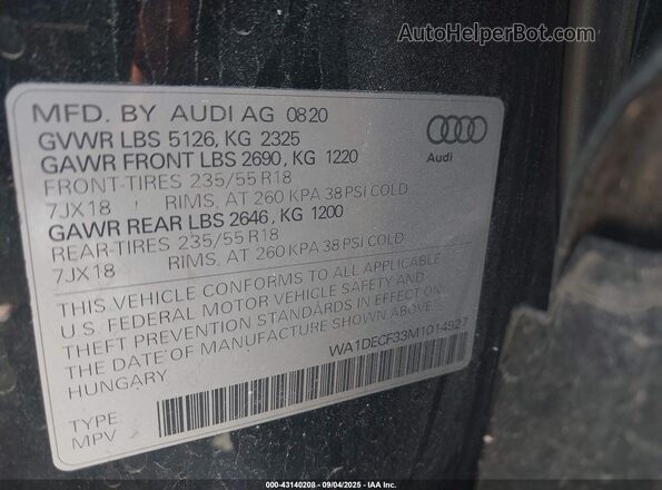 WA1DECF33M1014927 2021 AUDI Q3 Black Vista del compartimento del motor