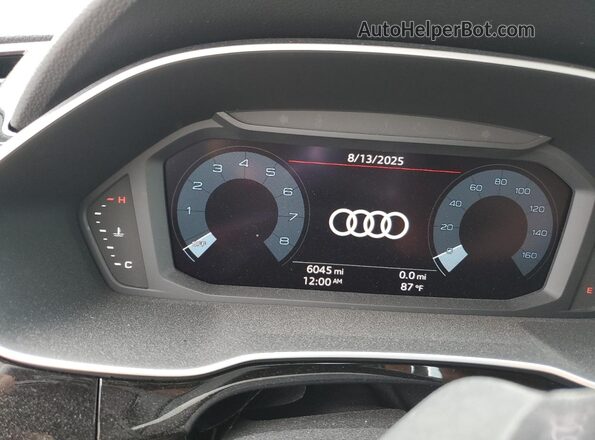 WA1DECF36R1198428 2024 AUDI Q3 Черный Вид щитка приборов