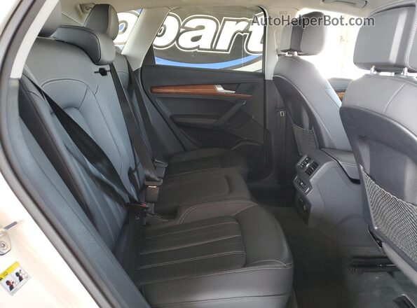 WA1EAAFY8P2076242 2023 AUDI Q5 Белый Вид задних сидений