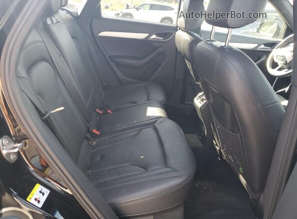 WA1ECCFS9JR011948 2018 AUDI Q3 Black Вид задньої частини салону