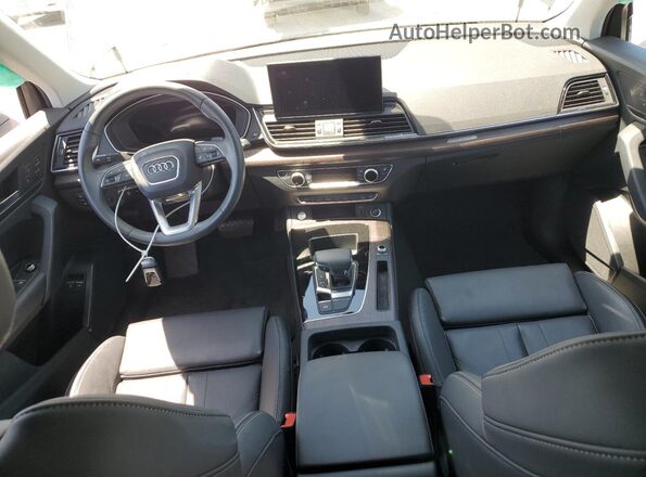WA1G2AFY5R2076806 2024 AUDI Q5 Gray Առջևի վահանակի տեսք