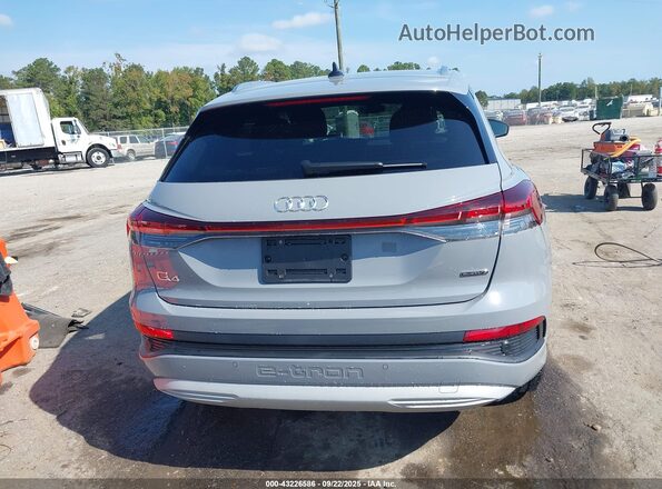 WA1H2BFZ3NP049748 2022 AUDI Q4 Серый 