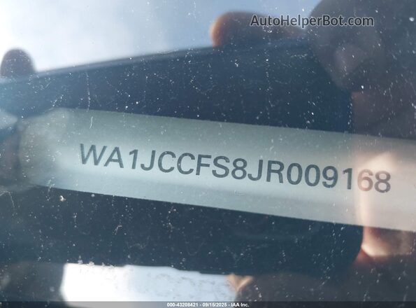WA1JCCFS8JR009168 2018 AUDI Q3 Black Вид підкапотного простору