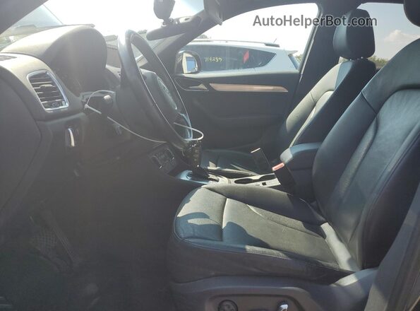 WA1JCCFS9JR003556 2018 AUDI Q3 Черный Вид салона спереди