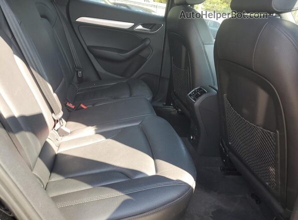 WA1JCCFS9JR003556 2018 AUDI Q3 Черный Вид задней части салона