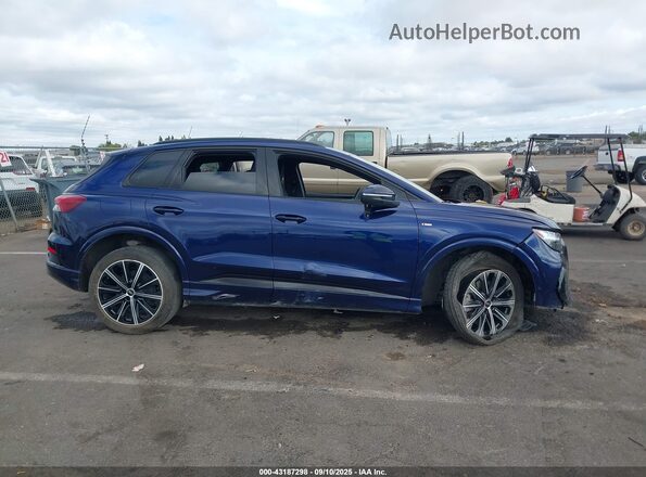 WA1L2BFZ2NP053655 2022 AUDI Q4 Blue Widok wnętrza z tyłu
