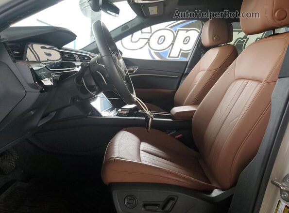 WA1LAAGE2NB032102 2022 AUDI E-TRON Gray Սալոնի դիմացի տեսք