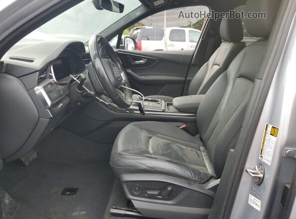 WA1LJAF76MD013008 2021 AUDI Q7 Черный Вид салона спереди