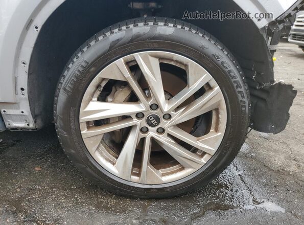 WA1LJAF76MD013008 2021 AUDI Q7 Черный 