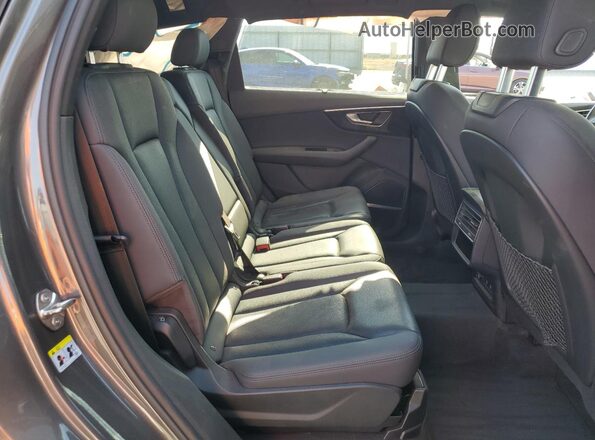 WA1LJAF79MD012290 2021 AUDI Q7 Silver Vista interior trasera