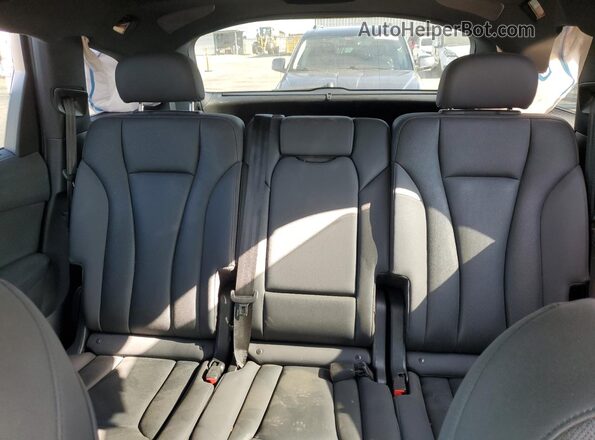 WA1LJAF79MD012290 2021 AUDI Q7 Silver Vista de los asientos traseros