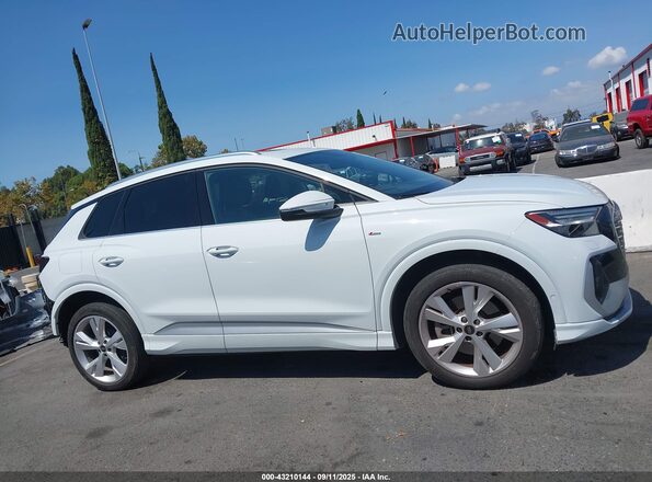 WA1M2BFZ8PP051044 2023 AUDI Q4 Белый Панорамный вид салона 360°