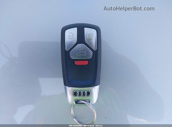 WAUABAF4XMN003704 2021 AUDI OTHER Серебряный Вид панели приборов