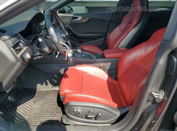 WAUB4CF58JA004792 2018 AUDI S5 Gray Widok wnętrza z przodu