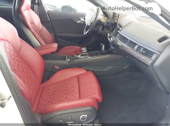 WAUC4AF41PA083487 2023 AUDI S4 White Widok wnętrza z przodu