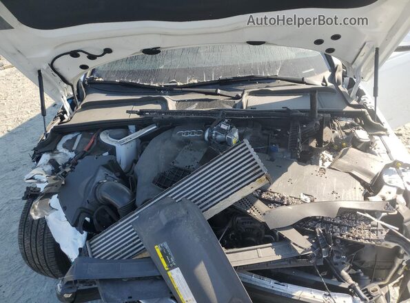 WAUDNAF45JN016859 2018 AUDI OTHER White Widok wnętrza z tyłu