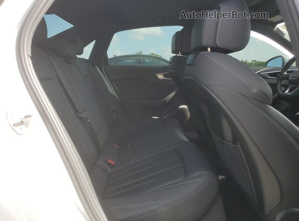 WAUEAAF43RN007024 2024 AUDI OTHER White Հետևի նստատեղերի տեսք